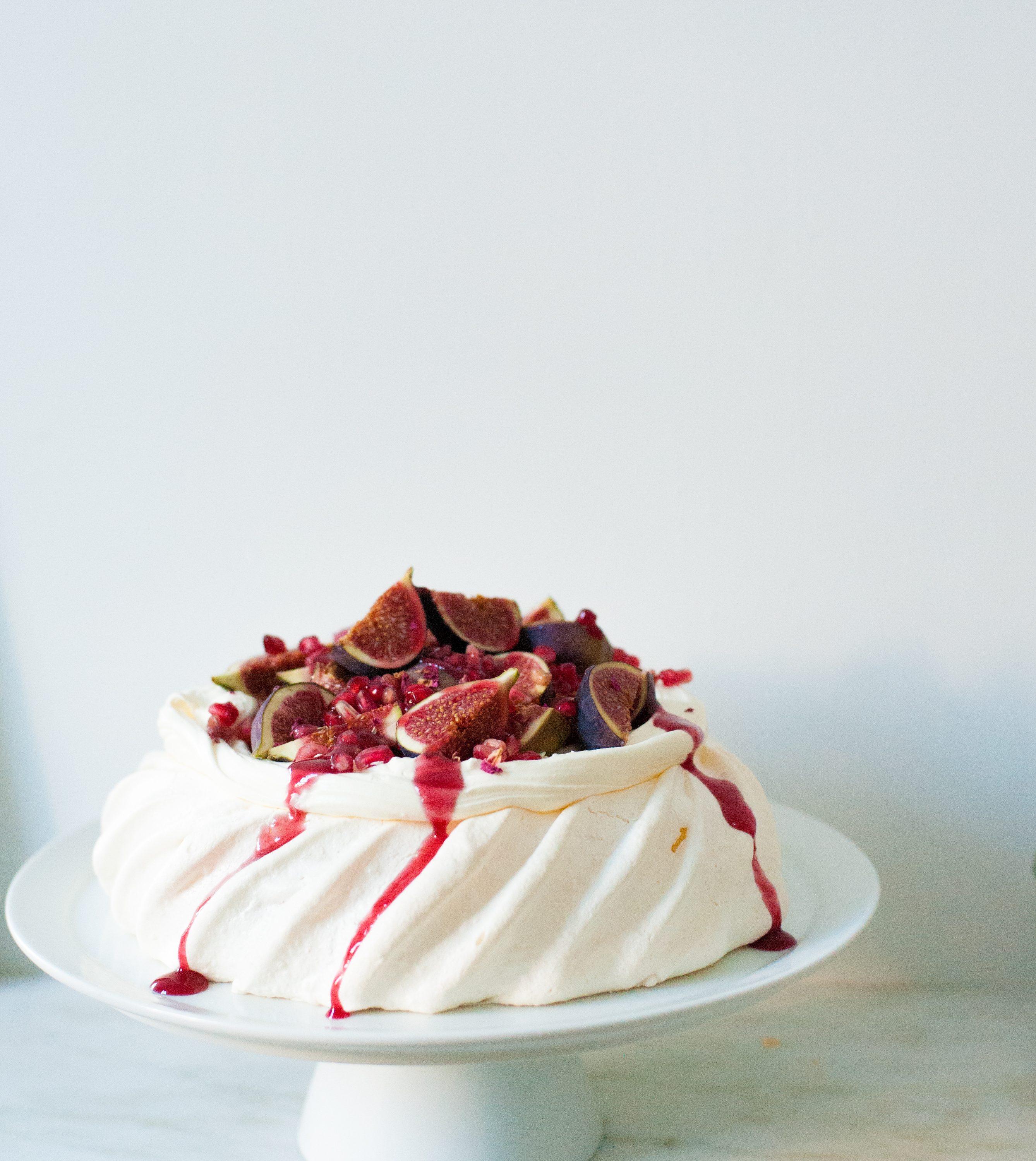 Christmas Quark Pavlova - Graham's Family Dairy